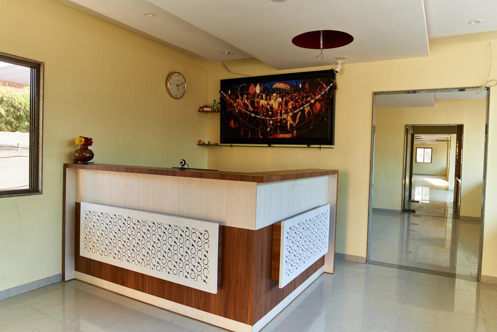 Hotel in Shirdi